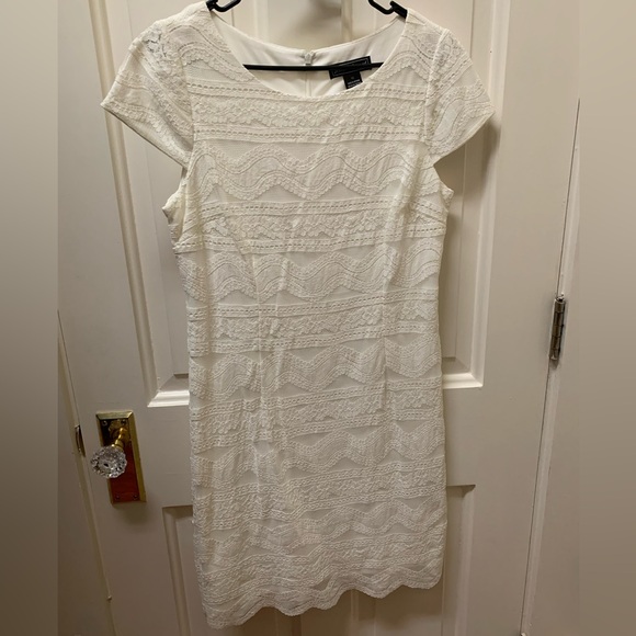 Jessica Howard Lace Dress - Picture 1 of 7
